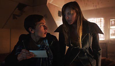 it follows 2015 horror Maika Monroe