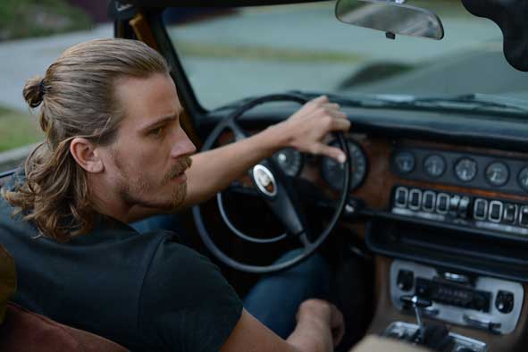 Garrett-Hedlund-in-MOJAVE-1