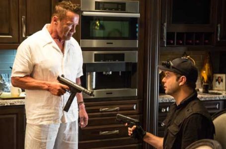 Killing Gunther (2017) Review