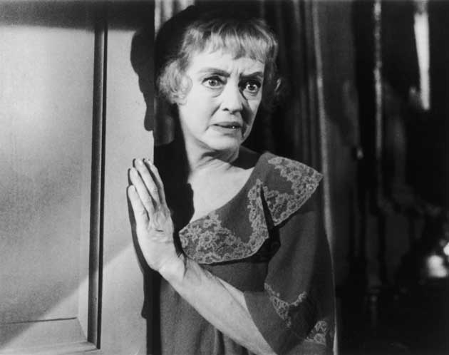 Hush…Hush, Sweet Charlotte (1964) Review