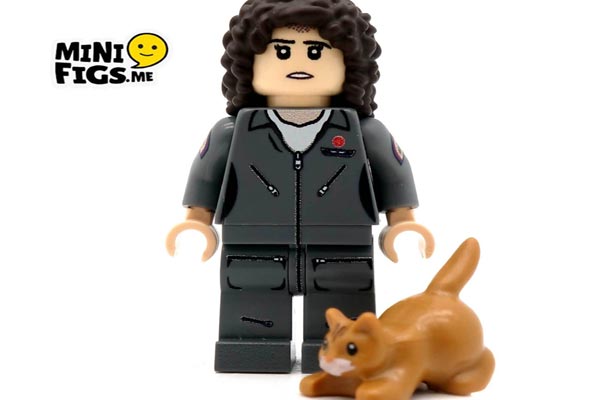  Win RIPLEY & JONESY from Minifigs.Me