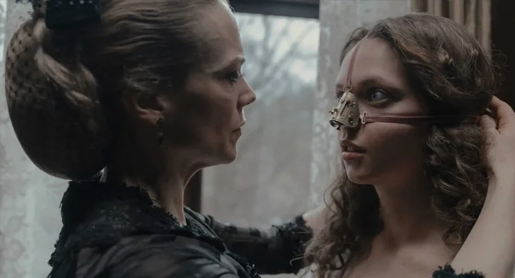  Fairy Tales Turn Fatal in ‘The Ugly Stepsister’