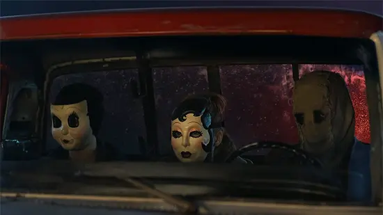 The Strangers - Chapter 3
